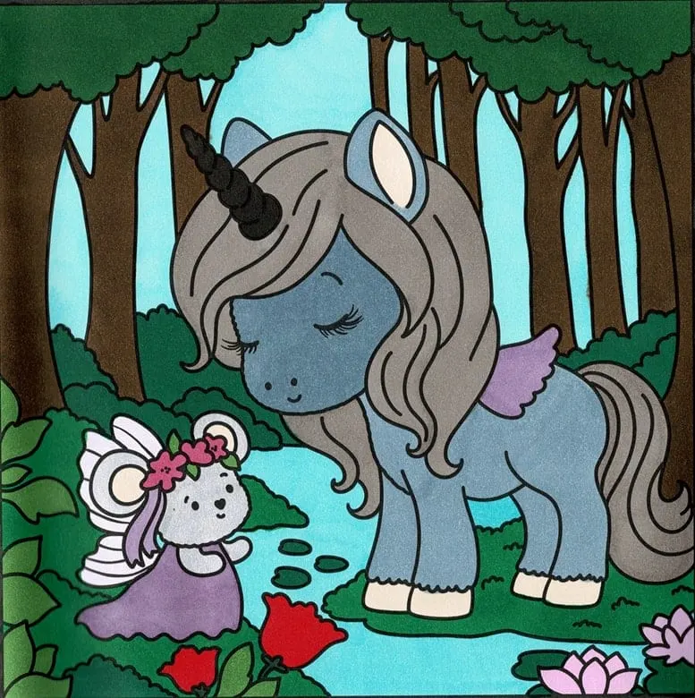 Coloriage de licorne dans une forêt réalisé aux feutres Ohuhu Honolulu B en une seule couche